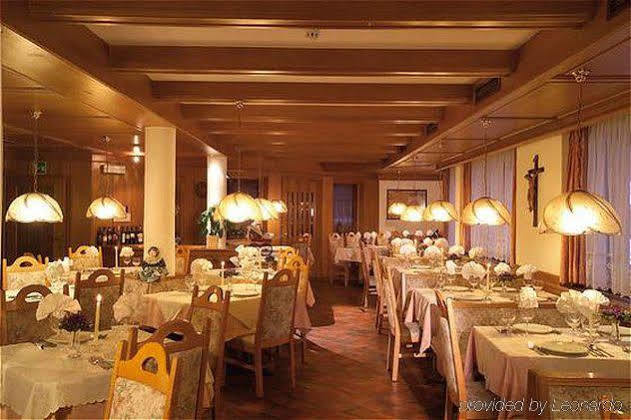 Hotel Auren San Giovanni di Fumes Restauracja zdjęcie